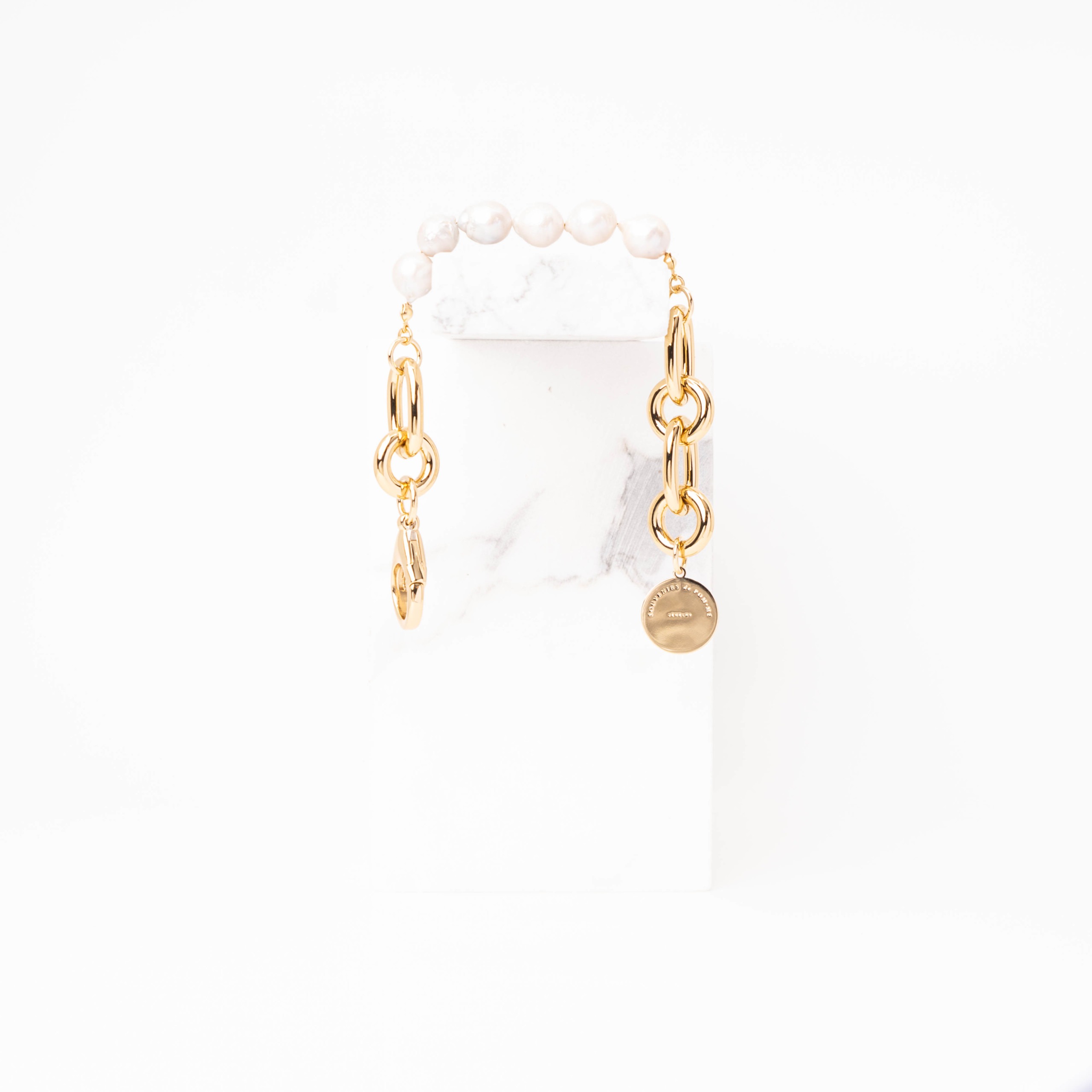 Lima medium chain pearl bracelet