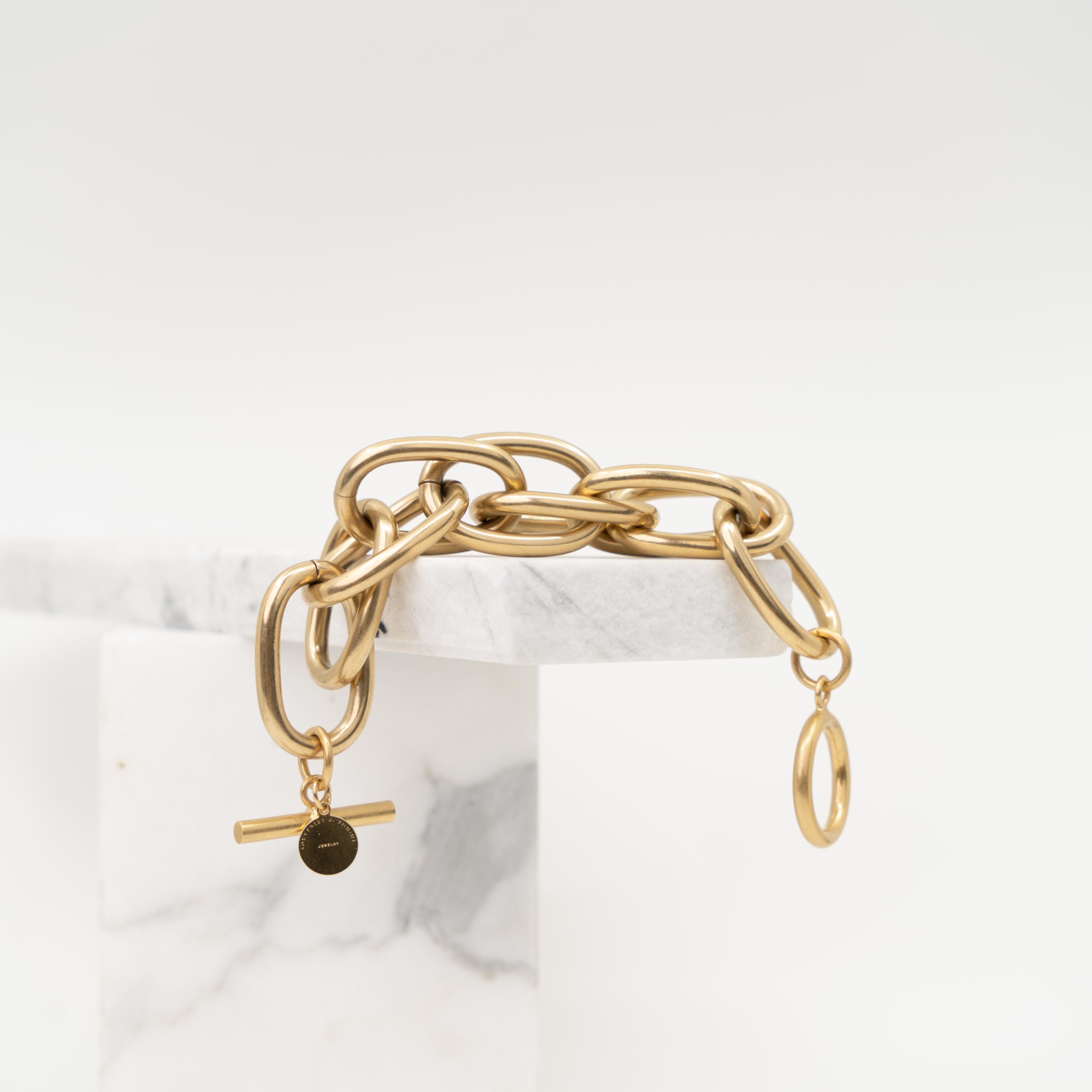 Cobalt statement chain gold bracelet