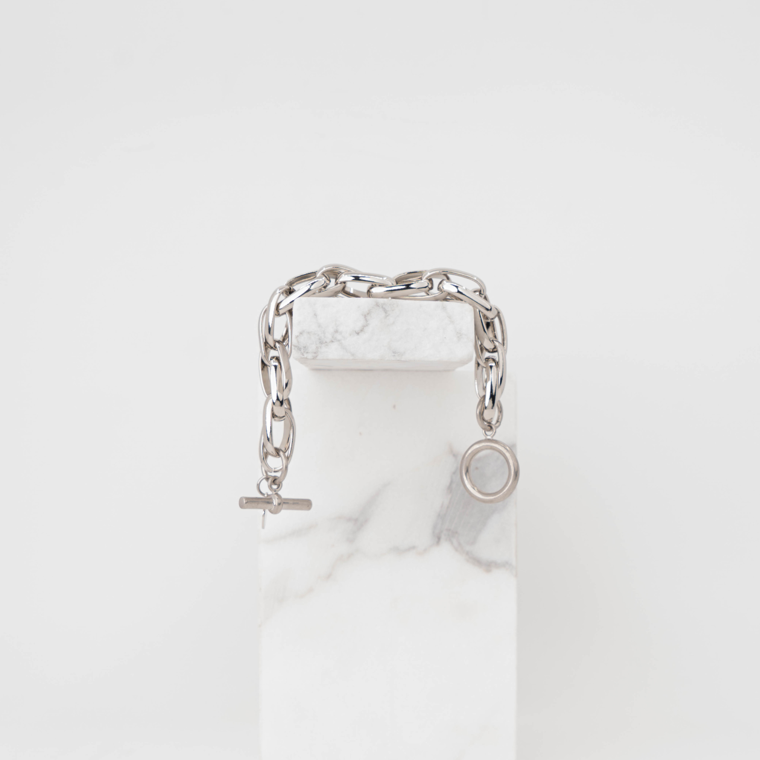 Cyan chain silver bracelet