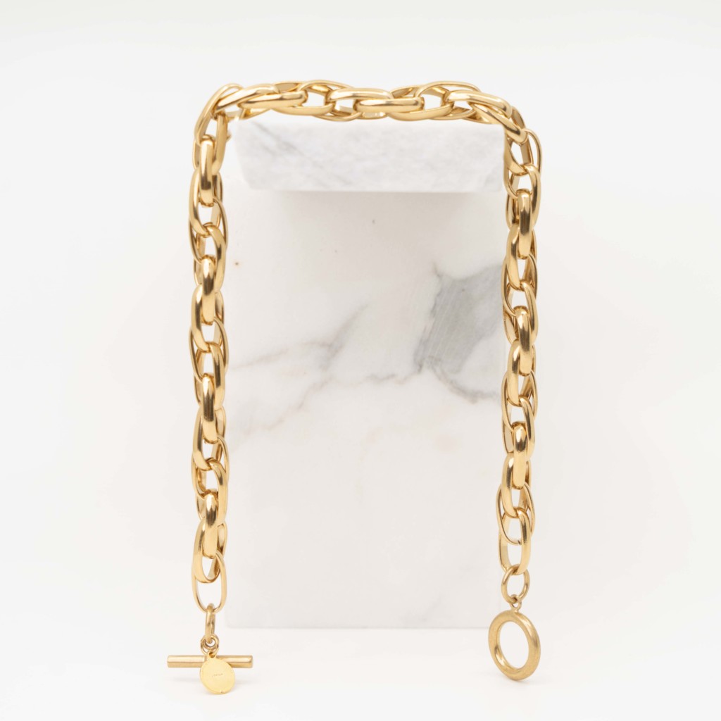 Cyan chain gold necklace