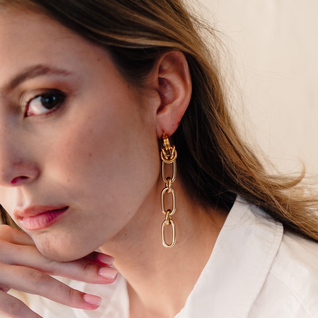 Lima small chain gold earrings