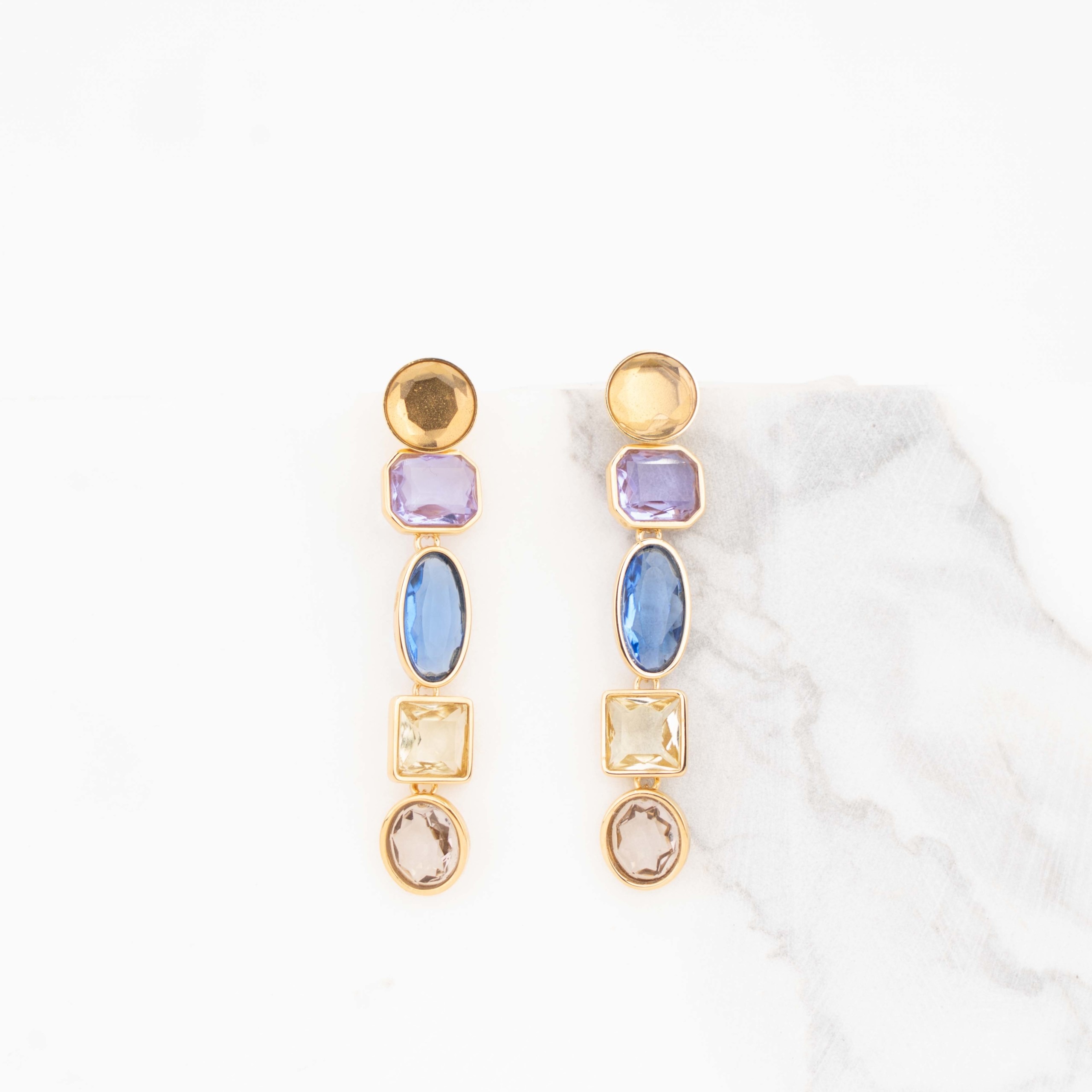 Long gemstones oval blue earrings