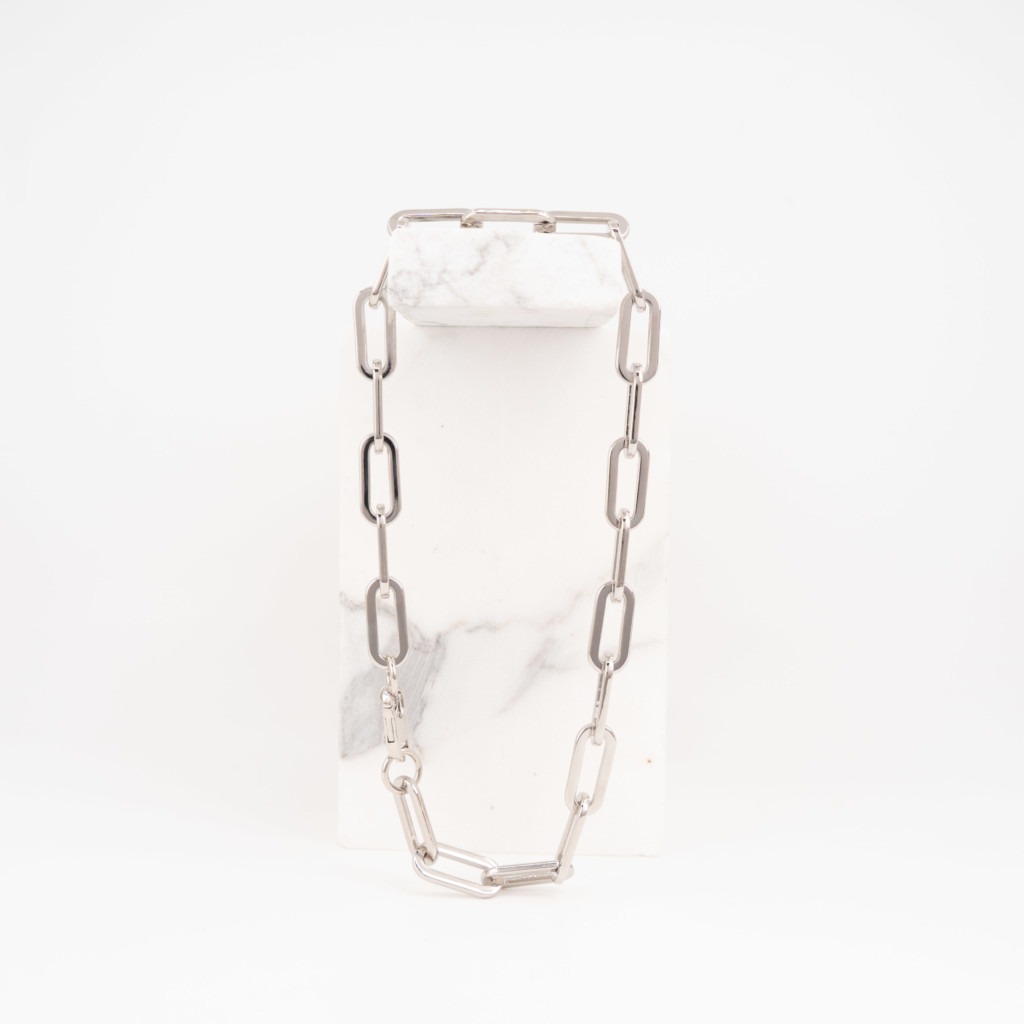 Amara small chain silver necklace