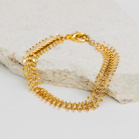 Gold detailed bracelet
