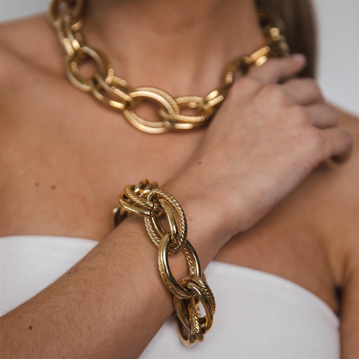 Nikki double chain gold bracelet