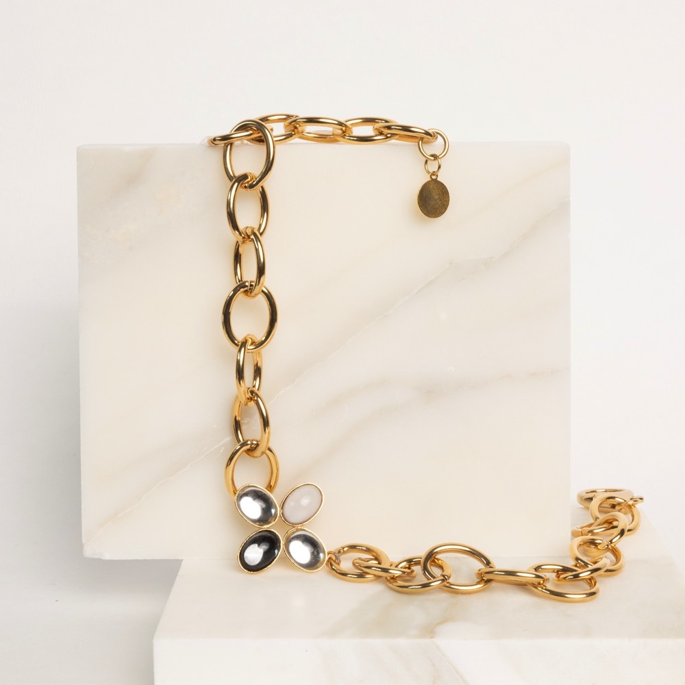 Loulou sophisticated neutrals necklace