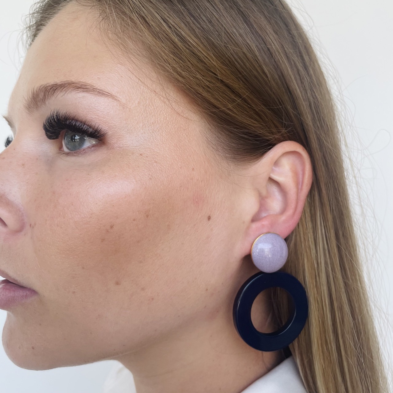 Double circle purple earring