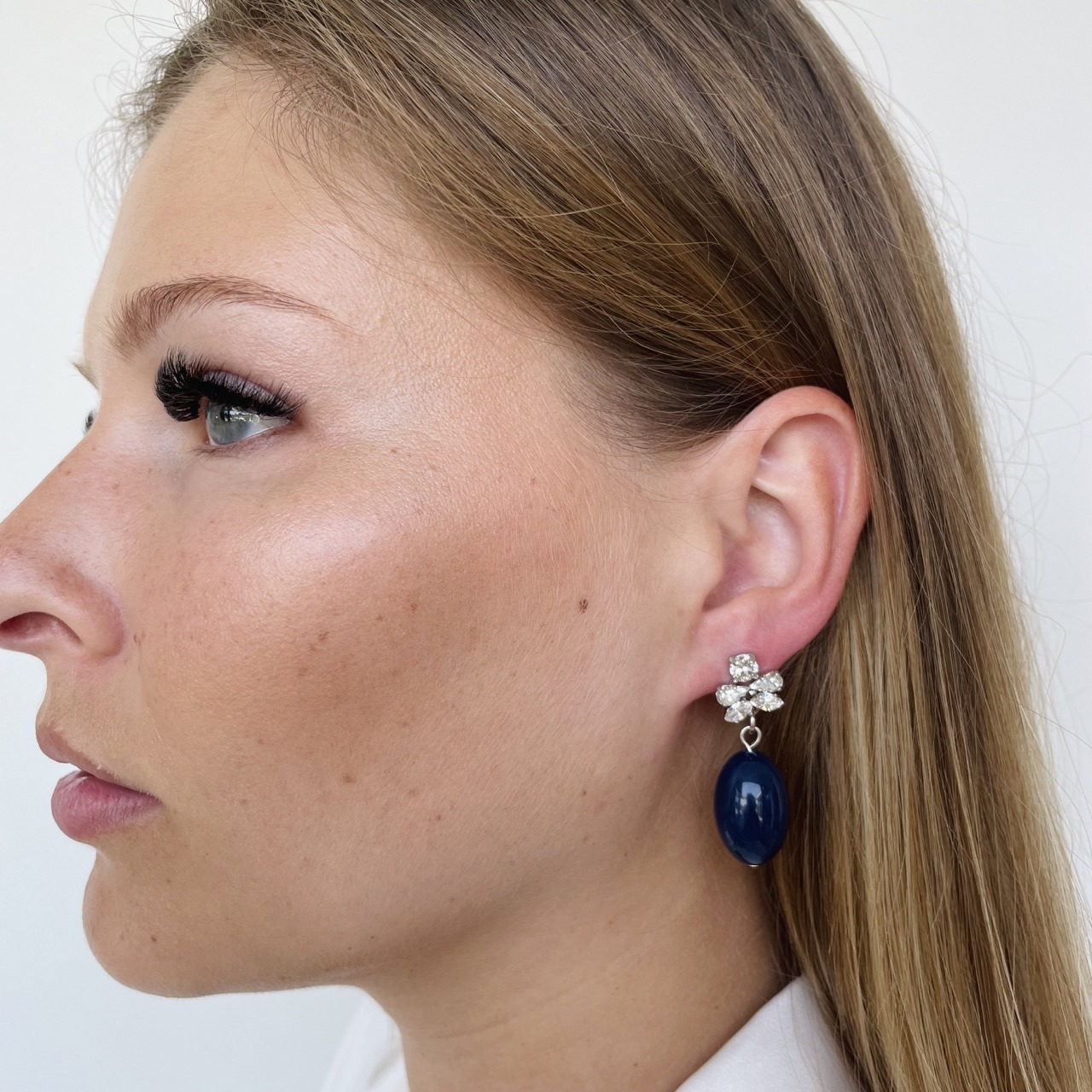 Liana blue earrings
