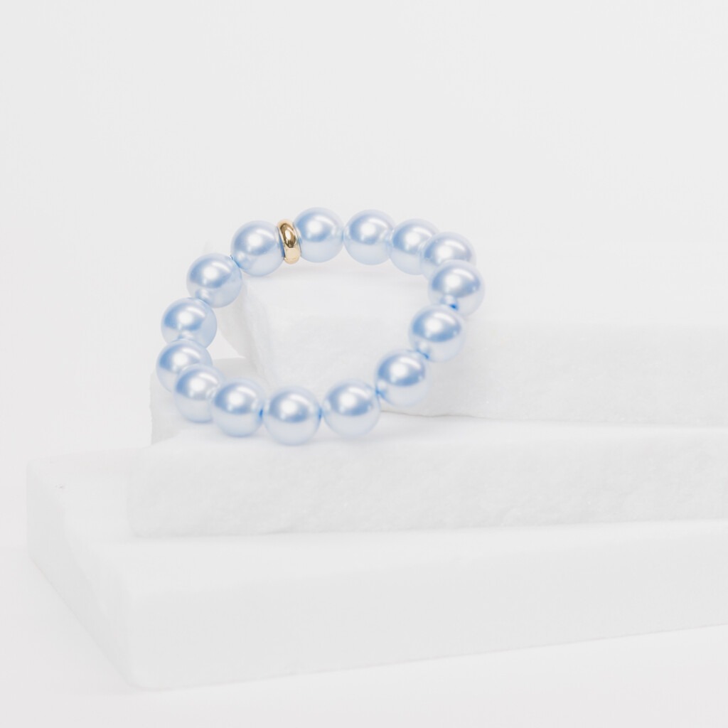 Bracelet light blue pearls