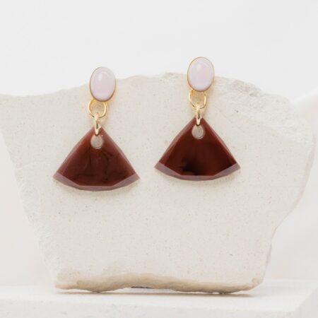 Gianna korte bordeaux oorbellen
