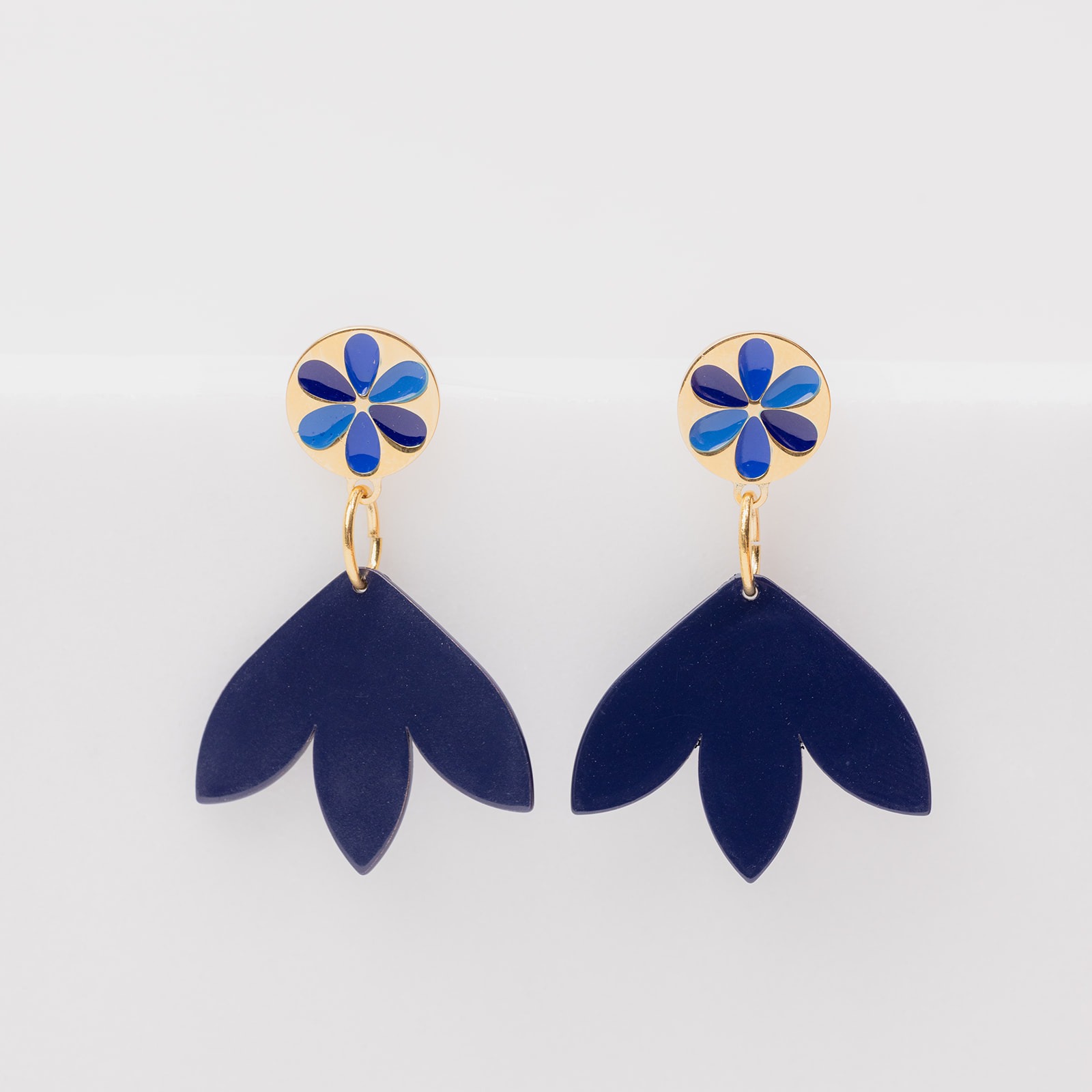 Harper dark blue earrings