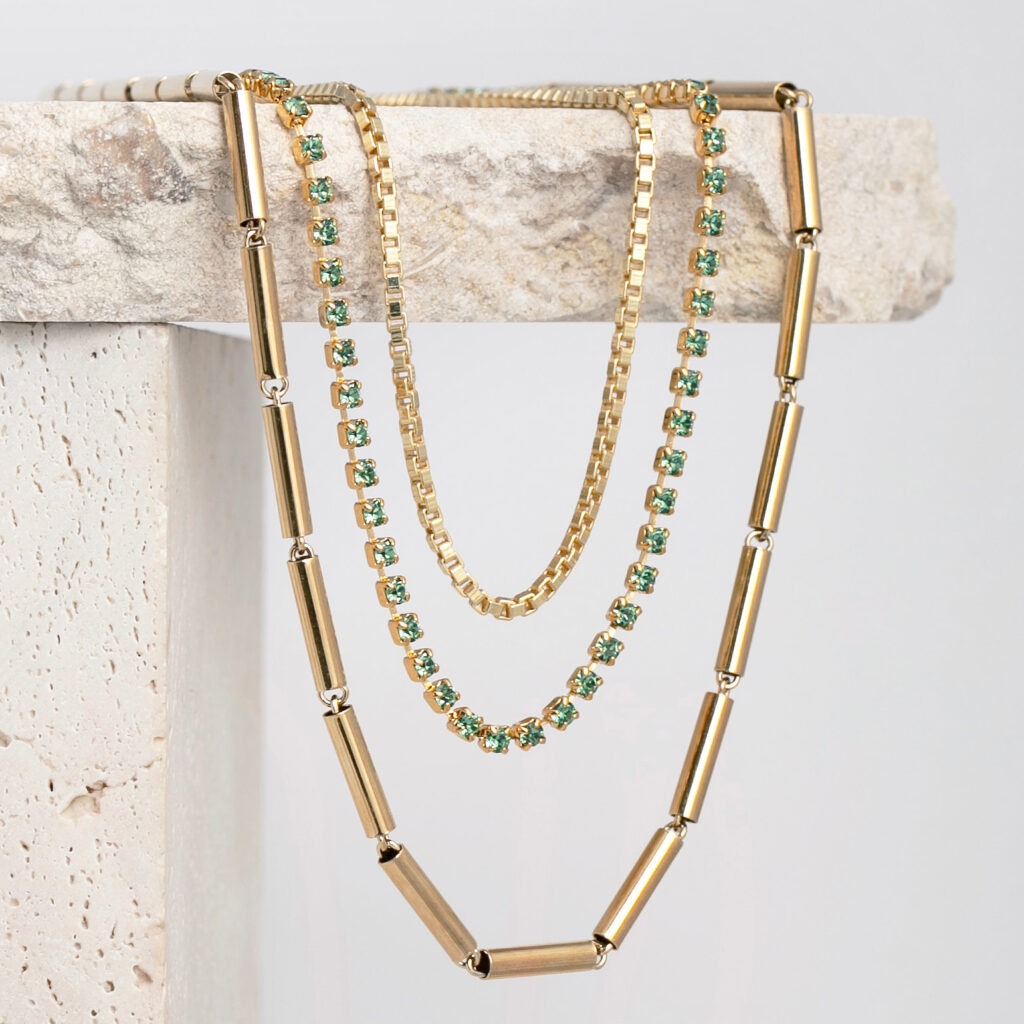 Tilly green strass and tube chain necklace