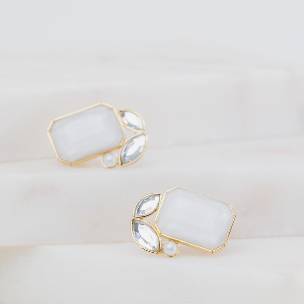 Odele bridal witte mix oorbellen