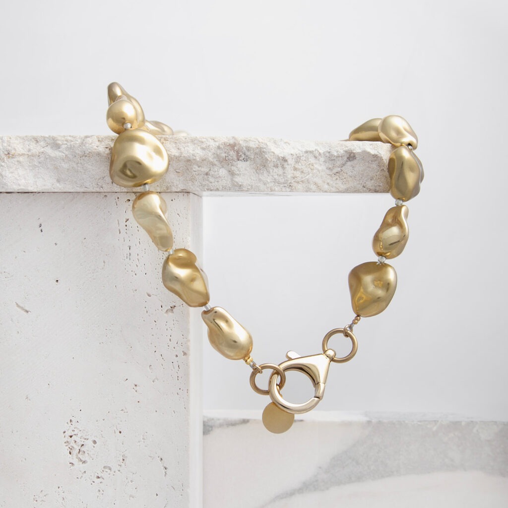 Oceane wild pearl small gold necklace