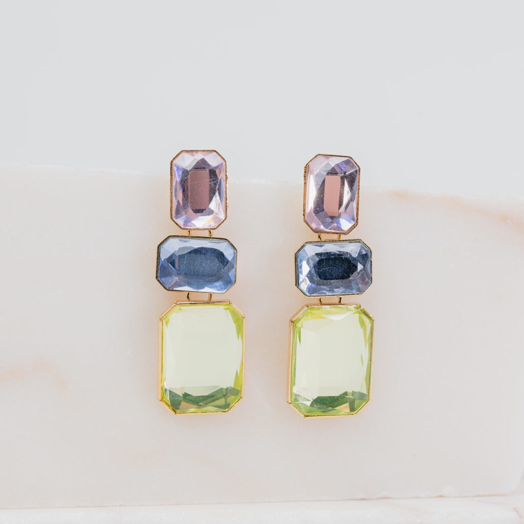 June pastels mix korte oorbellen