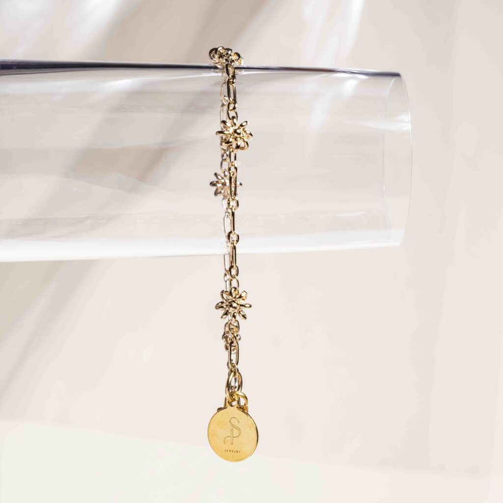 Flor fijne zilveren armband