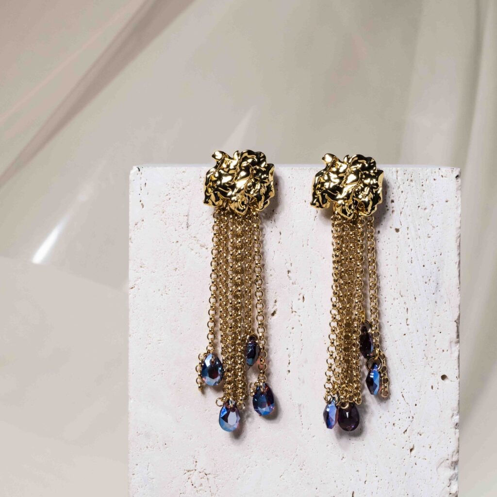 Diana gold long earrings with blue/purple crystals
