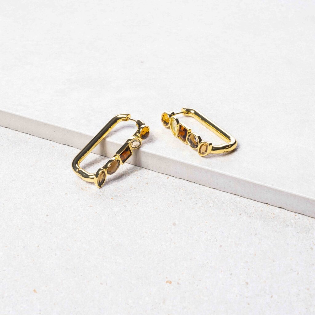 Molly cognac mix statement earrings