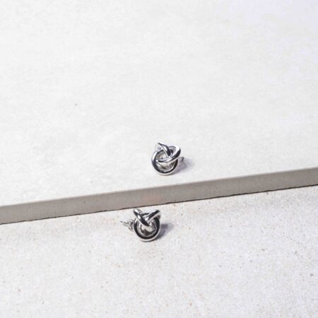 Dolly silver knot shortie