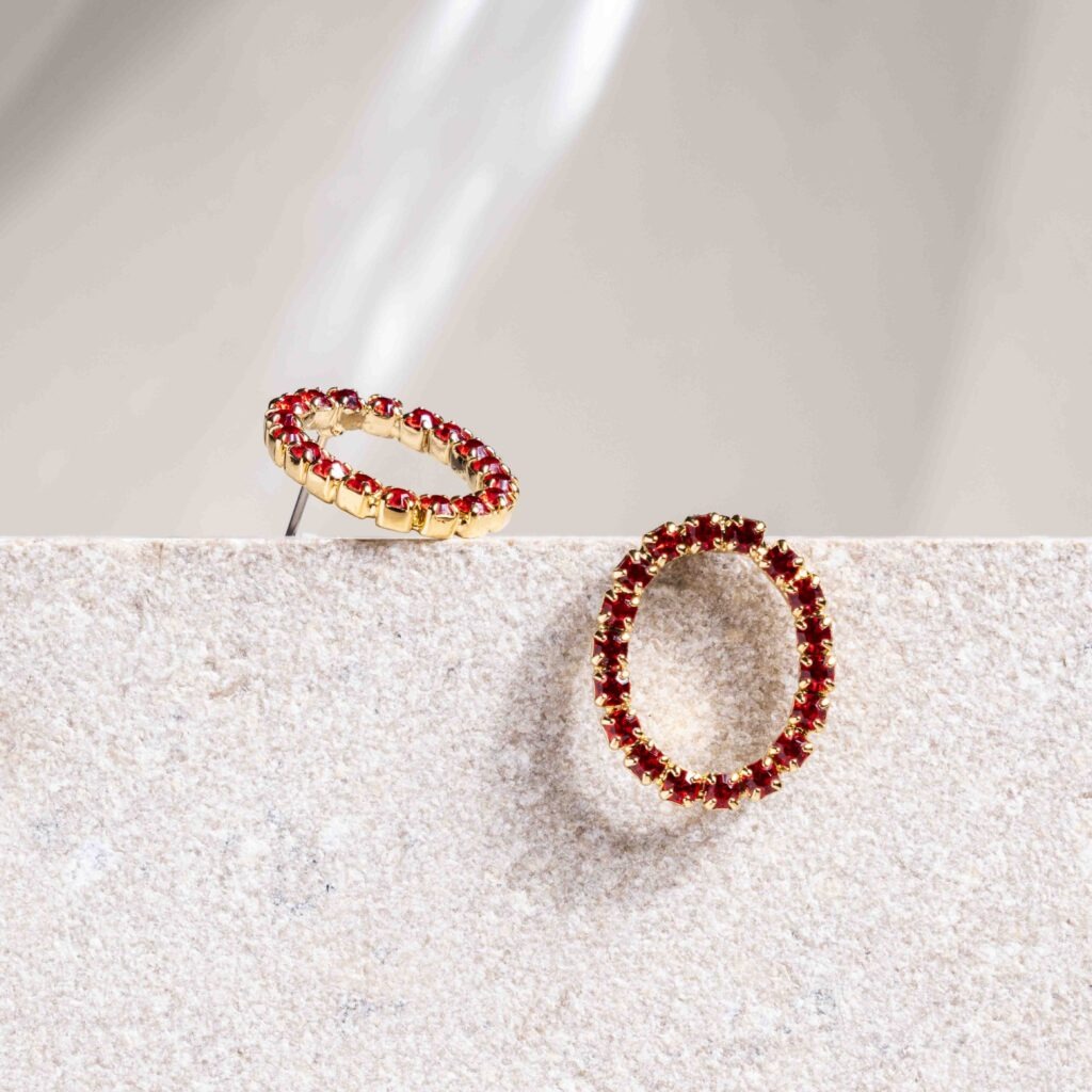 Noelle rode velvet shortie oorbellen