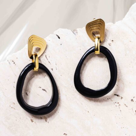 Calliope statement zwarte hoop oorbellen