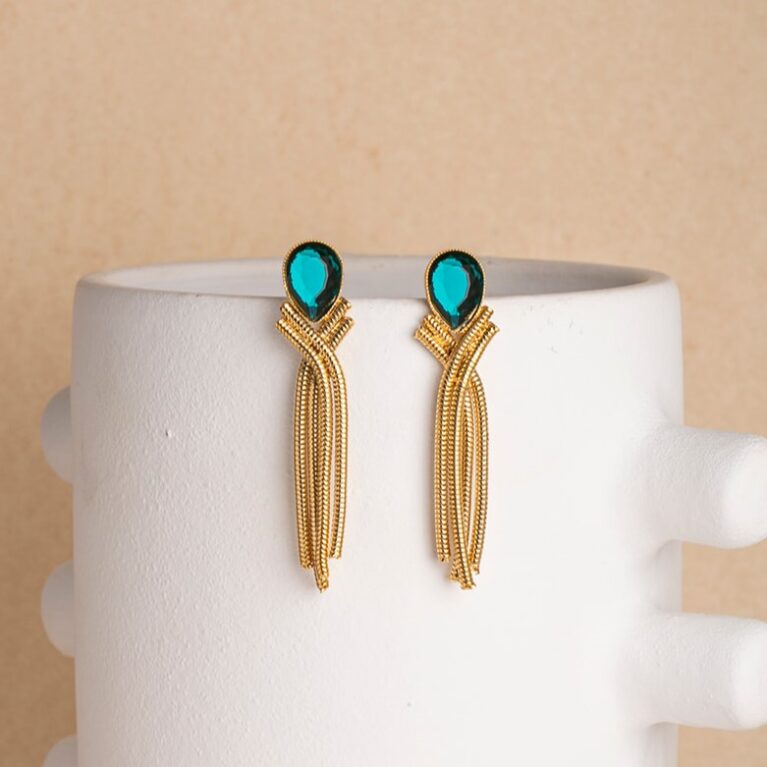 Isadora green short gold earrings