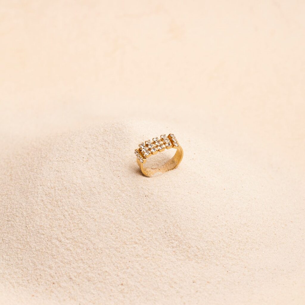 Dulce white crystals strass ring