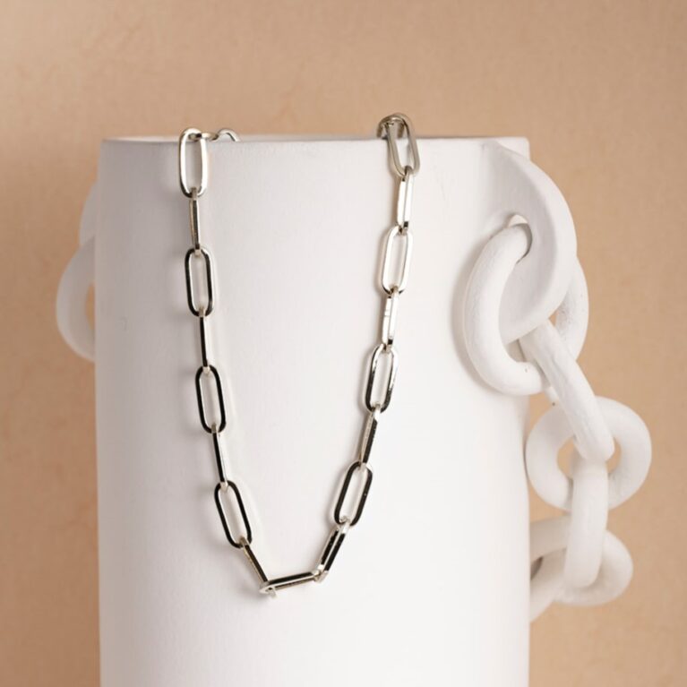 Link small silver necklace