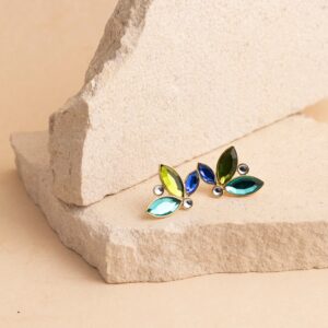 Allegra aqua/groene mix korte oorbellen