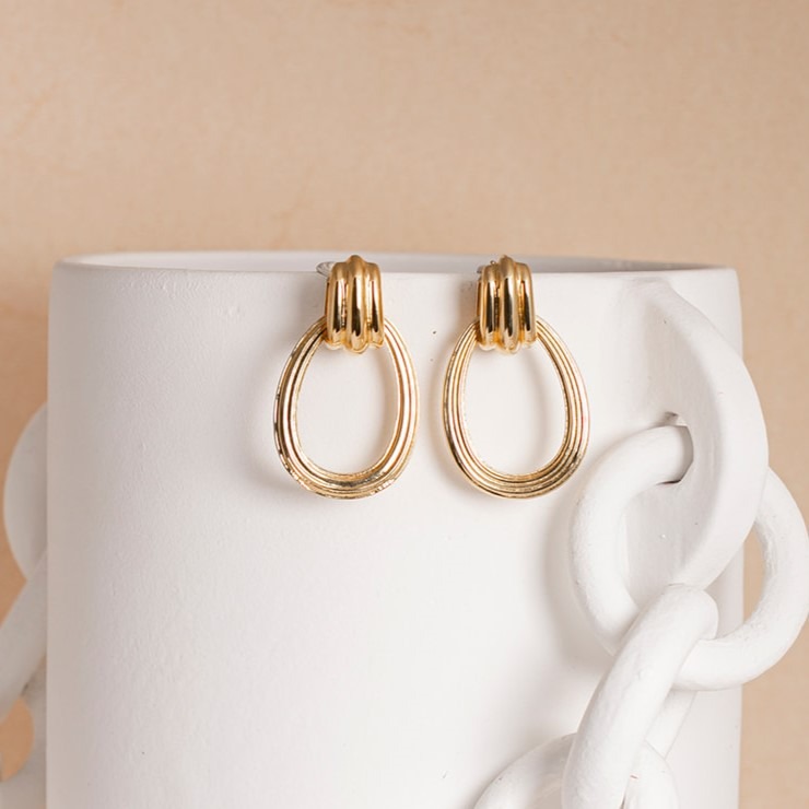 Elly gouden hoop oorbellen