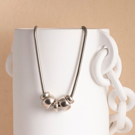 Carlota zilveren beads ketting