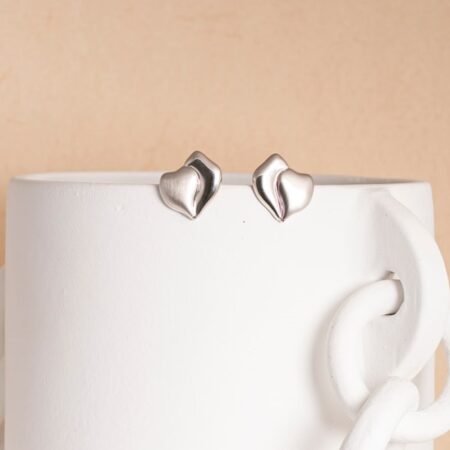 Rosa silver short earrings