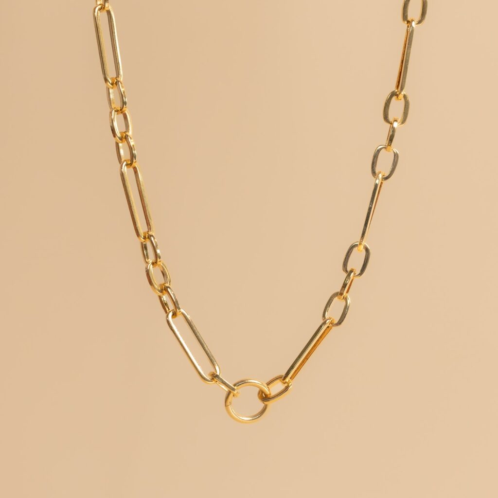 Aria gold necklace (charm collection)