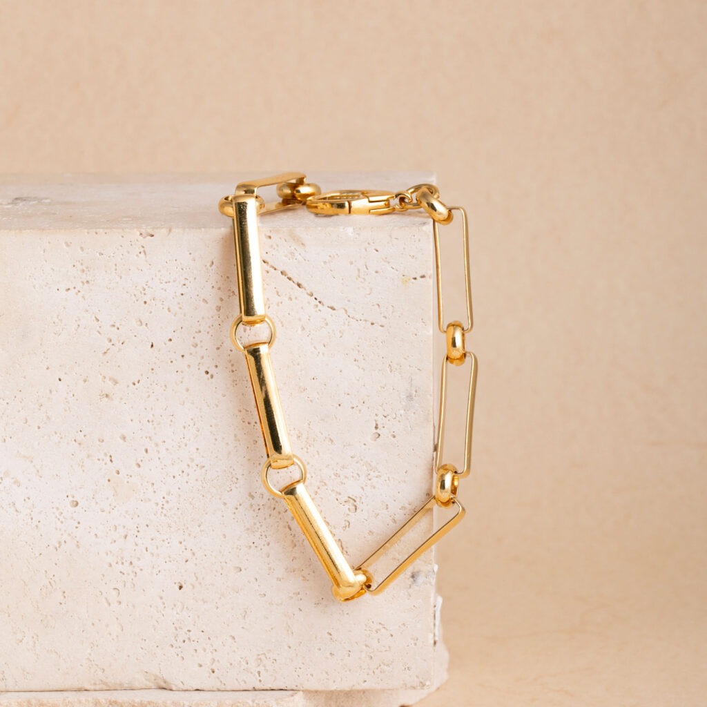 Aya chain gold bracelet