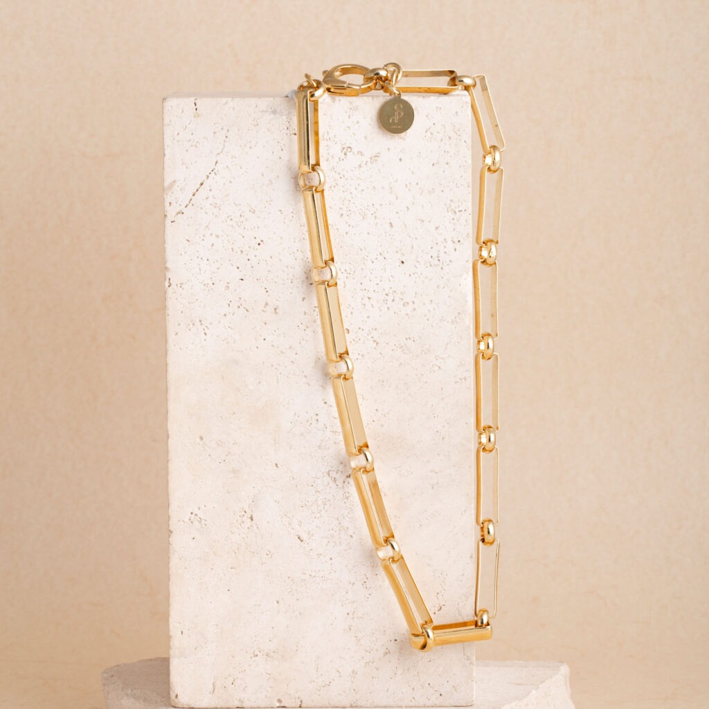 Aya chain gold necklace