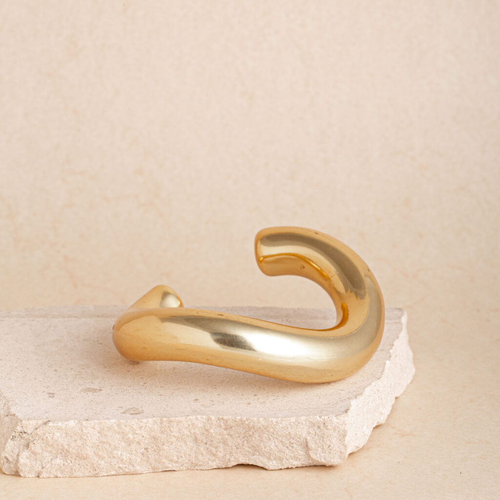 LUZIA gold statement cuff