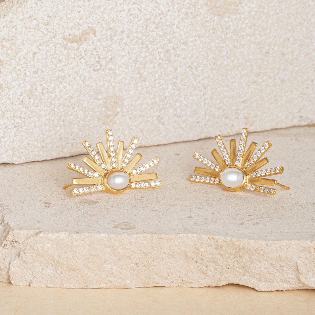 SOLEA pearl strass short earrings