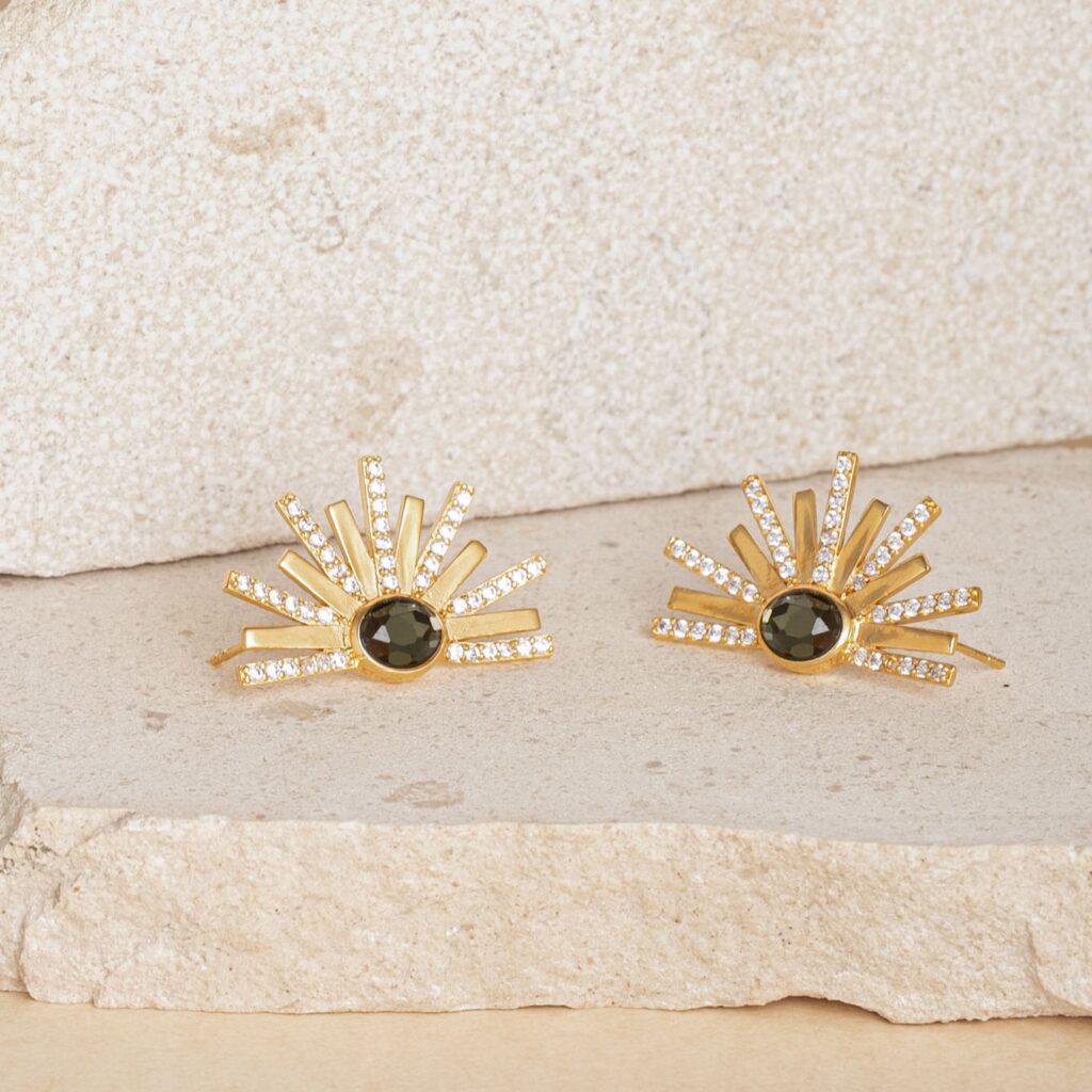 SOLEA green strass short earrings