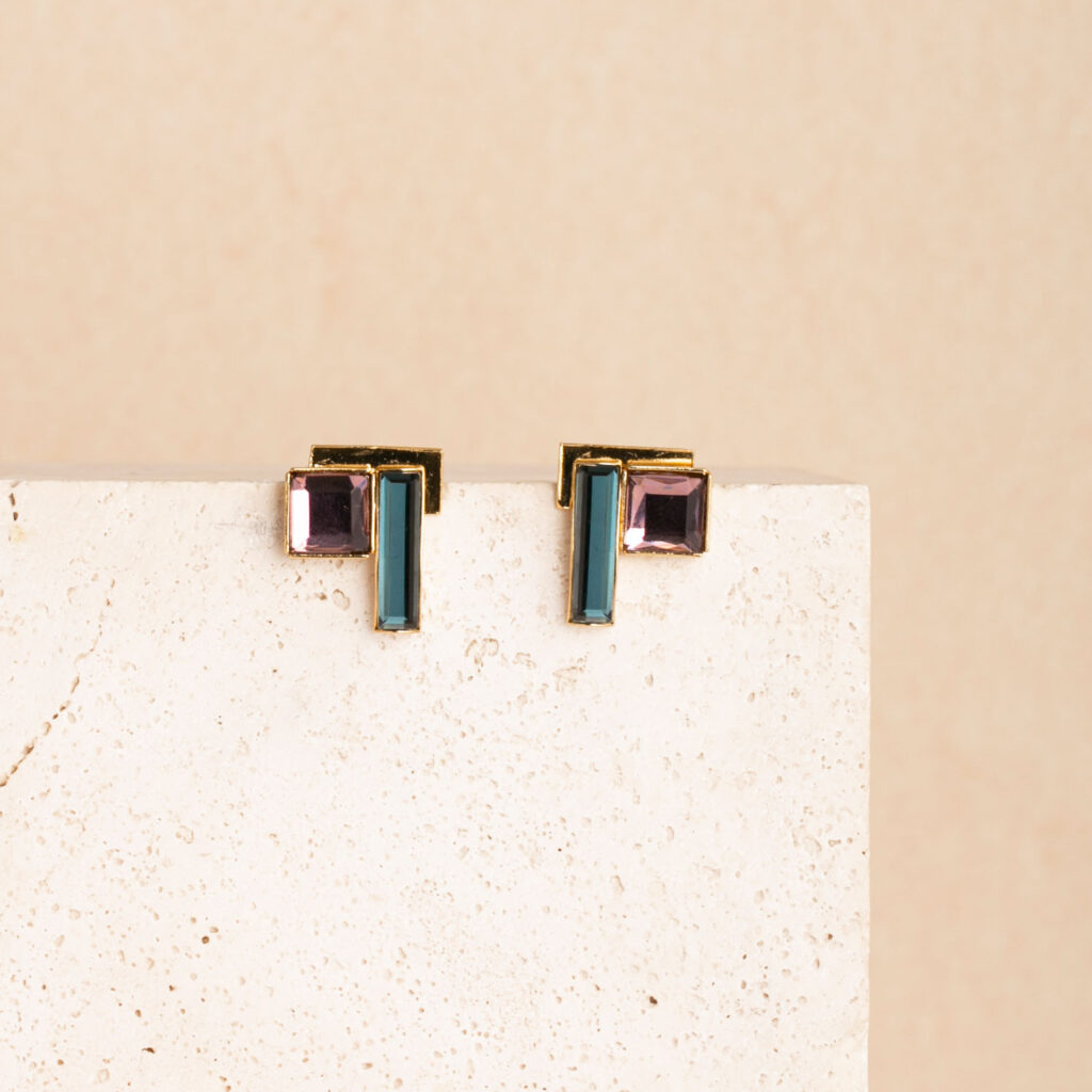 ROMY amethyst short earrings