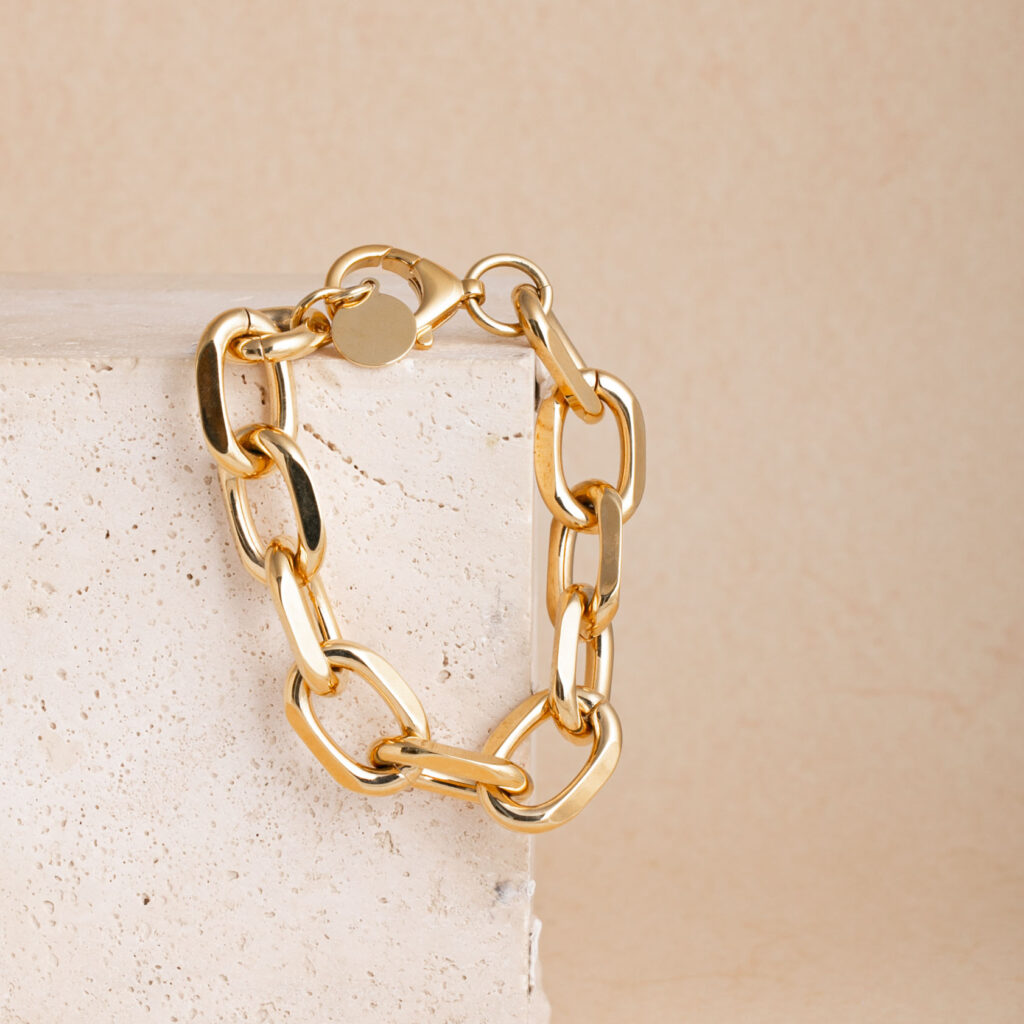 Link XL chain gold bracelet