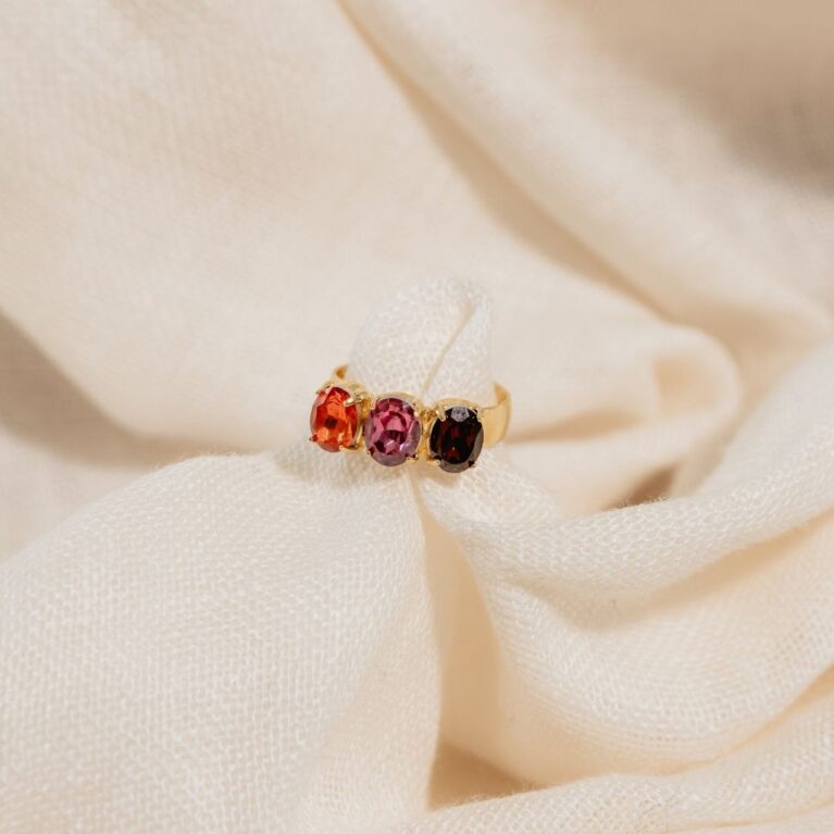 Noa fuchsia mix ring
