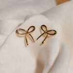 Lazo gold shortie earrings