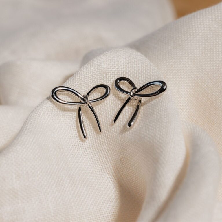 Lazo silver shortie earrings