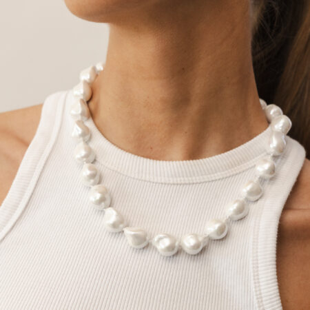 AUDREY PEARL NECKLACE