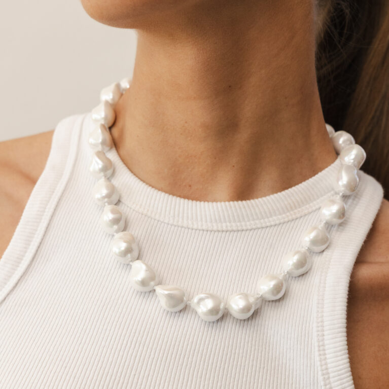 AUDREY PEARL NECKLACE