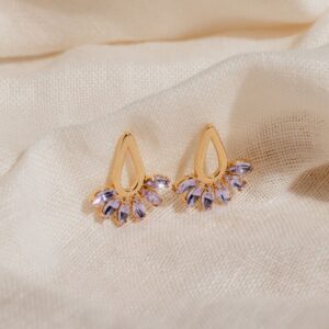 ALMA LILAC EARRINGS