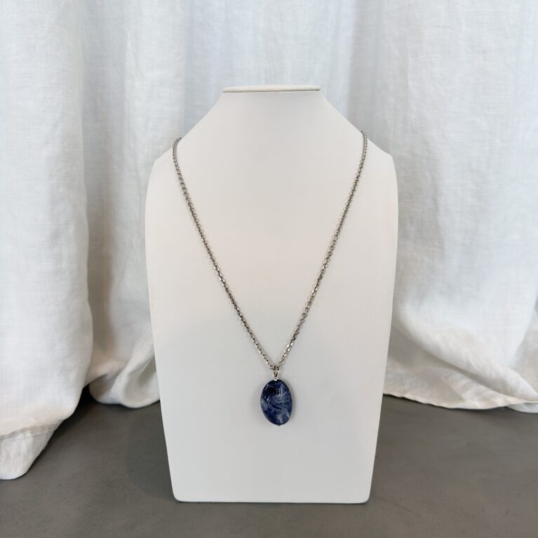 Sally fine chain silverlong necklace with blue charm